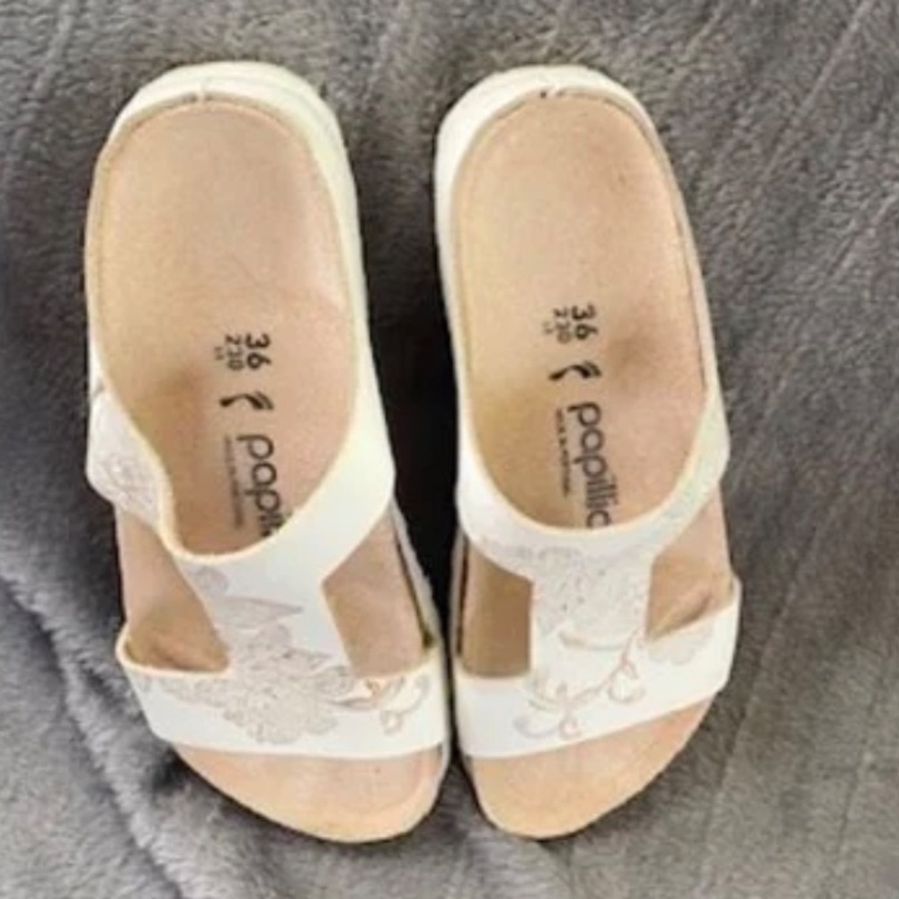 Papillio by Birkenstock Charlize White and Rose Gold Sandals Sz 36 - Like New